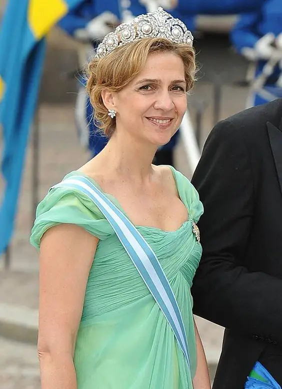 Infanta Cristina wearing Cartier Diamond and Pearl Tiara
