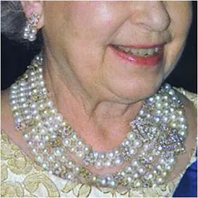 Qatar Pearl and Diamond Demi-Parure earrings