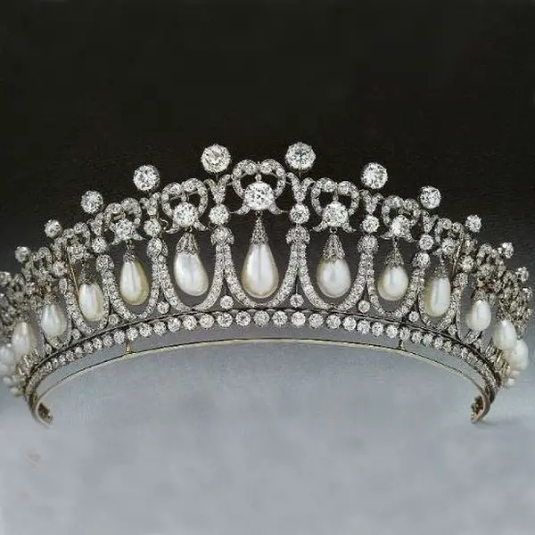 Queen Mary's Lover's Knot Tiara