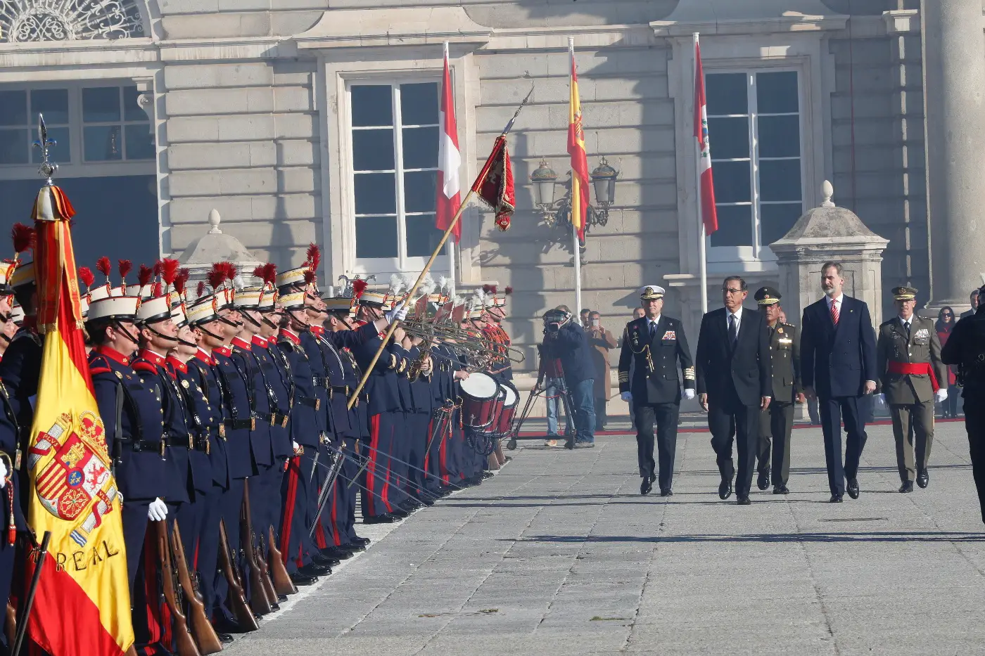 Queen Letizia welcomed Peru President in Madrid