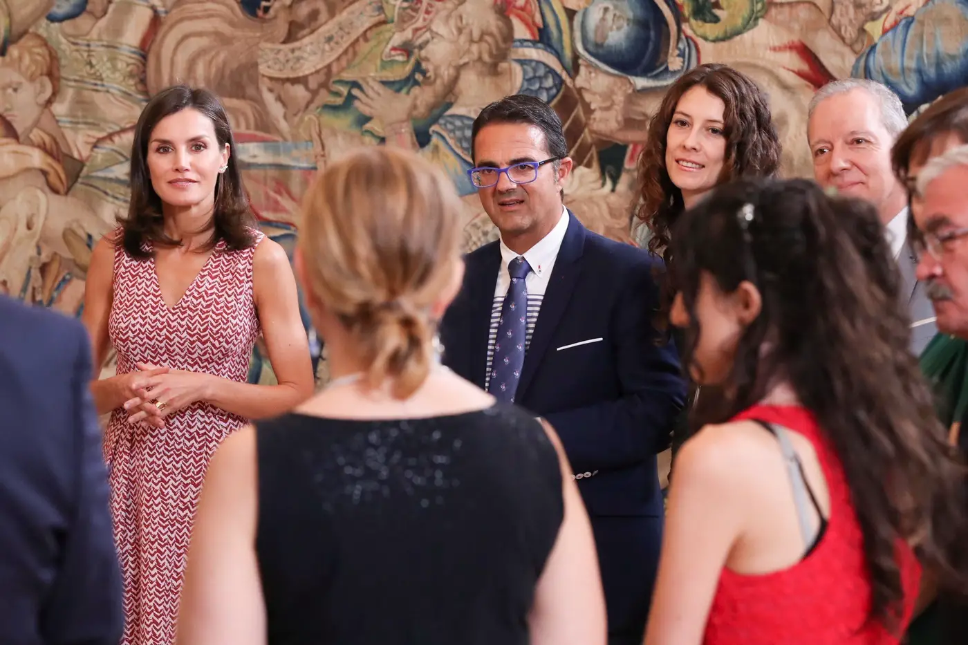 Queen Letizia in Pink Sleeveless Carolina Herrera for Palace Audience