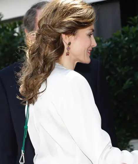 Queen Letizia’s double dose of white for award ceremony