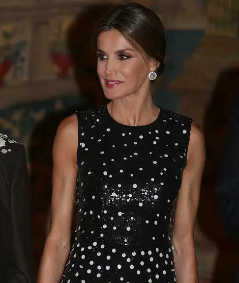 Queen Letizia dazzled in sequins at reception for Israel President