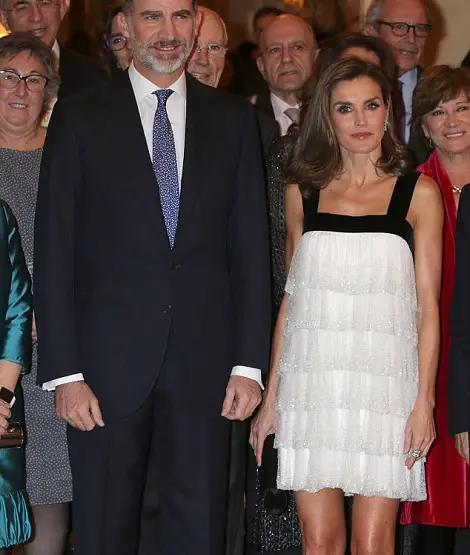 Queen Letizia’s bold look for Francisco Cerecedo Awards