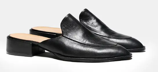 Adolfo Domínguez’s Mule Slipper with a medium heel