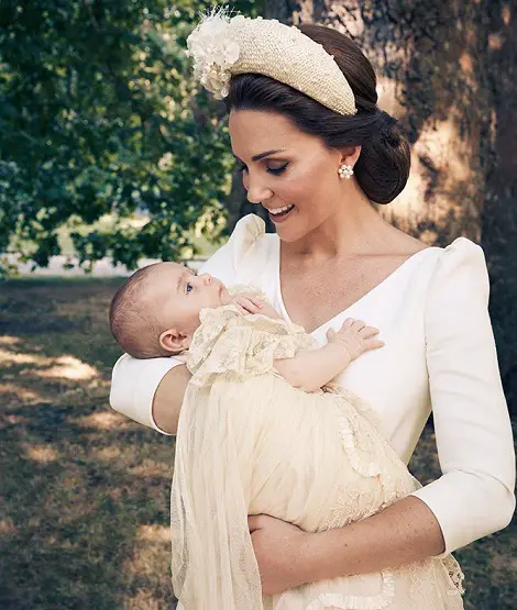 Official portrait of Prince Louis Christening have been relased