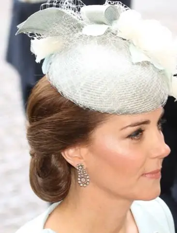 Duchess of Cambridge wore Sean Barrett hat to RAF Service