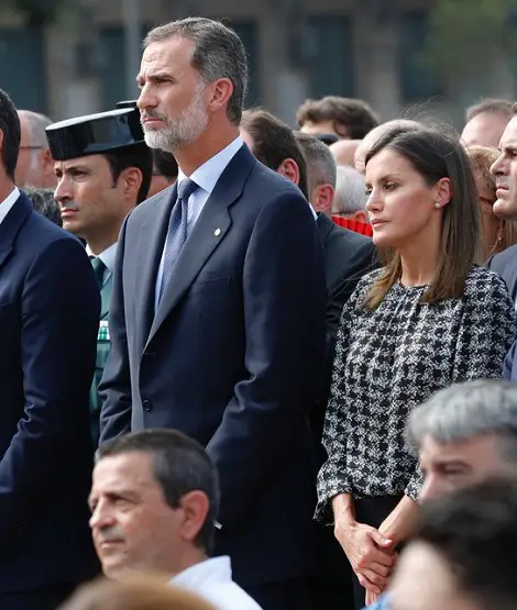 King Felipe and Queen Letizia paid tribute to the victims of the terror attacks