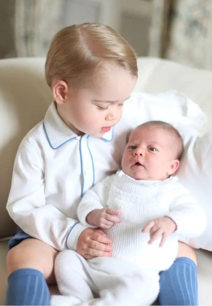 Prince George and Princess Charltote official portrait1