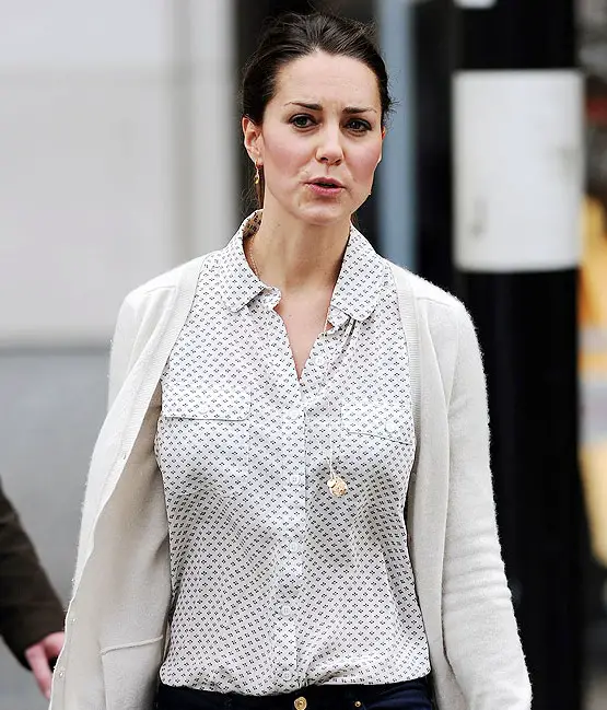 Duchess of Cambridge wearing Merci Mamen Duchess necklace