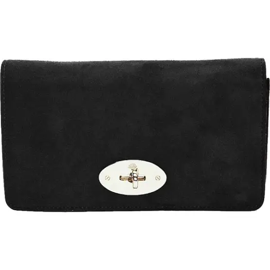 The Princess of Wales carried a Mulberry Bayswater Clutch
