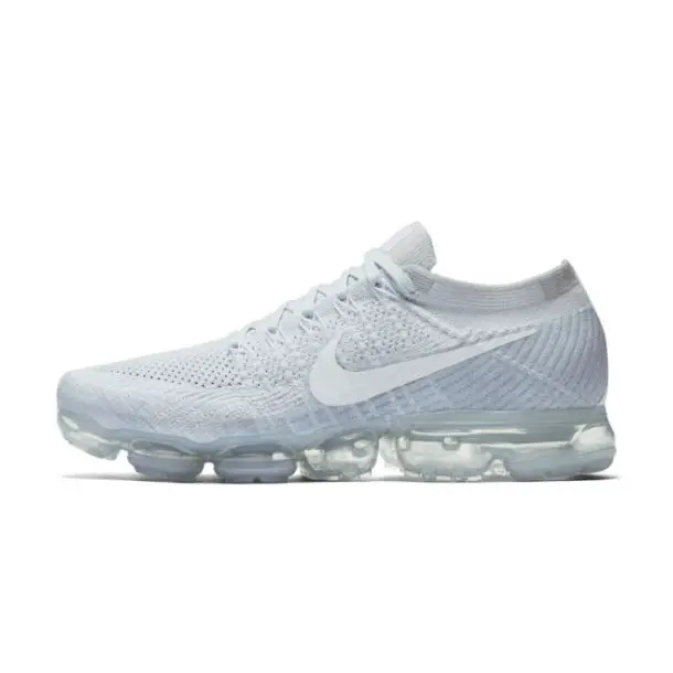 are vapormax running shoes