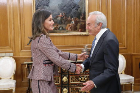 Queen Letizia in Familiar Tweed Suit for Busy Royal Day | RegalFille ...