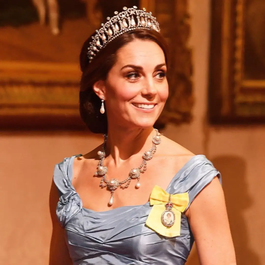 The Duchess of Cambridge wore Queen Mary's Lover's knot tiara 