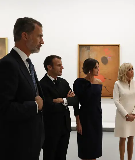 Queen Letizia had an Artistic day in Paris