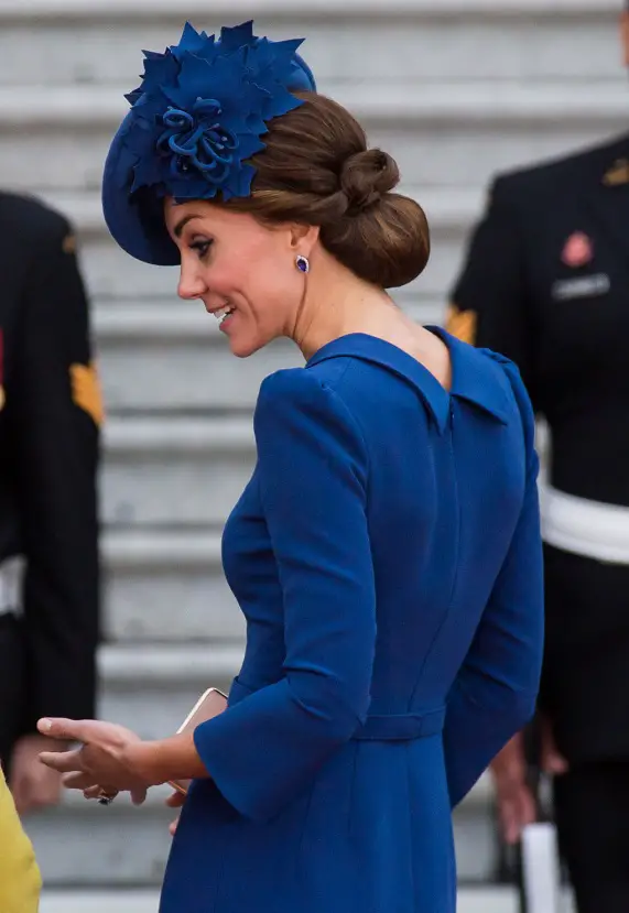 The Duchess of cambridge in blue Jenny Packham Dress in canada