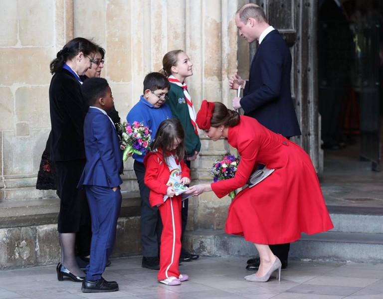 The Duchess of Cambridge in Repeated Red Elegance for Commonwealth Day ...