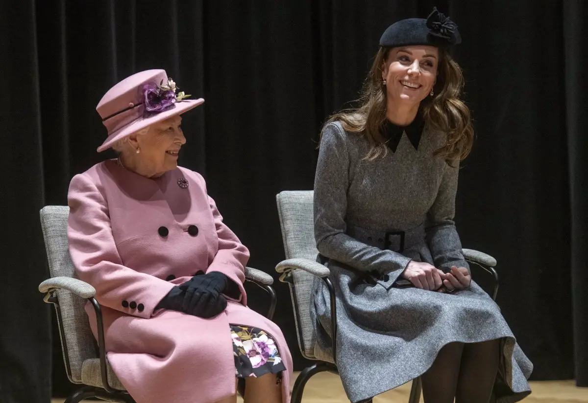 Her Majesty The Queen and The Duchess of Cambridge at the King's College