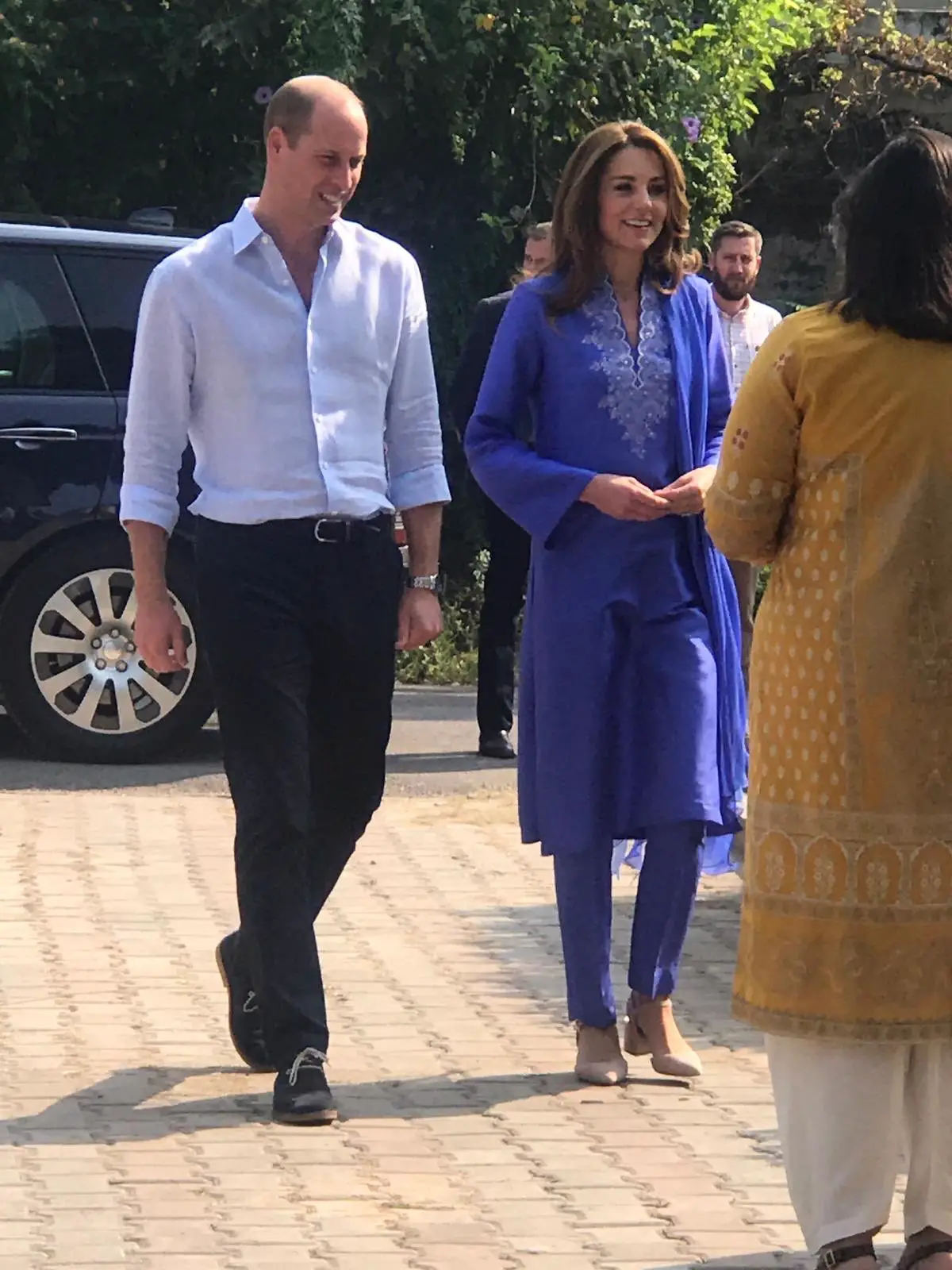 Duchess of Cambridge blue kurta and trouser by Maheen Khan on Day 2 of Pakistan visit