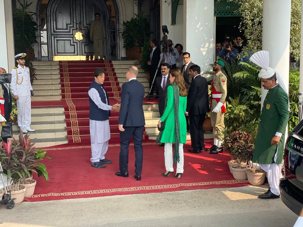 Duchess of Cambridge in Catherine Walker tunic Maheen khan trouser and emmy london pumps to meet Imran Khan