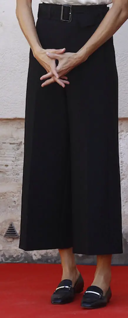 Queen Letizia wore Black Wide-Leg High-Waisted Boss Pant