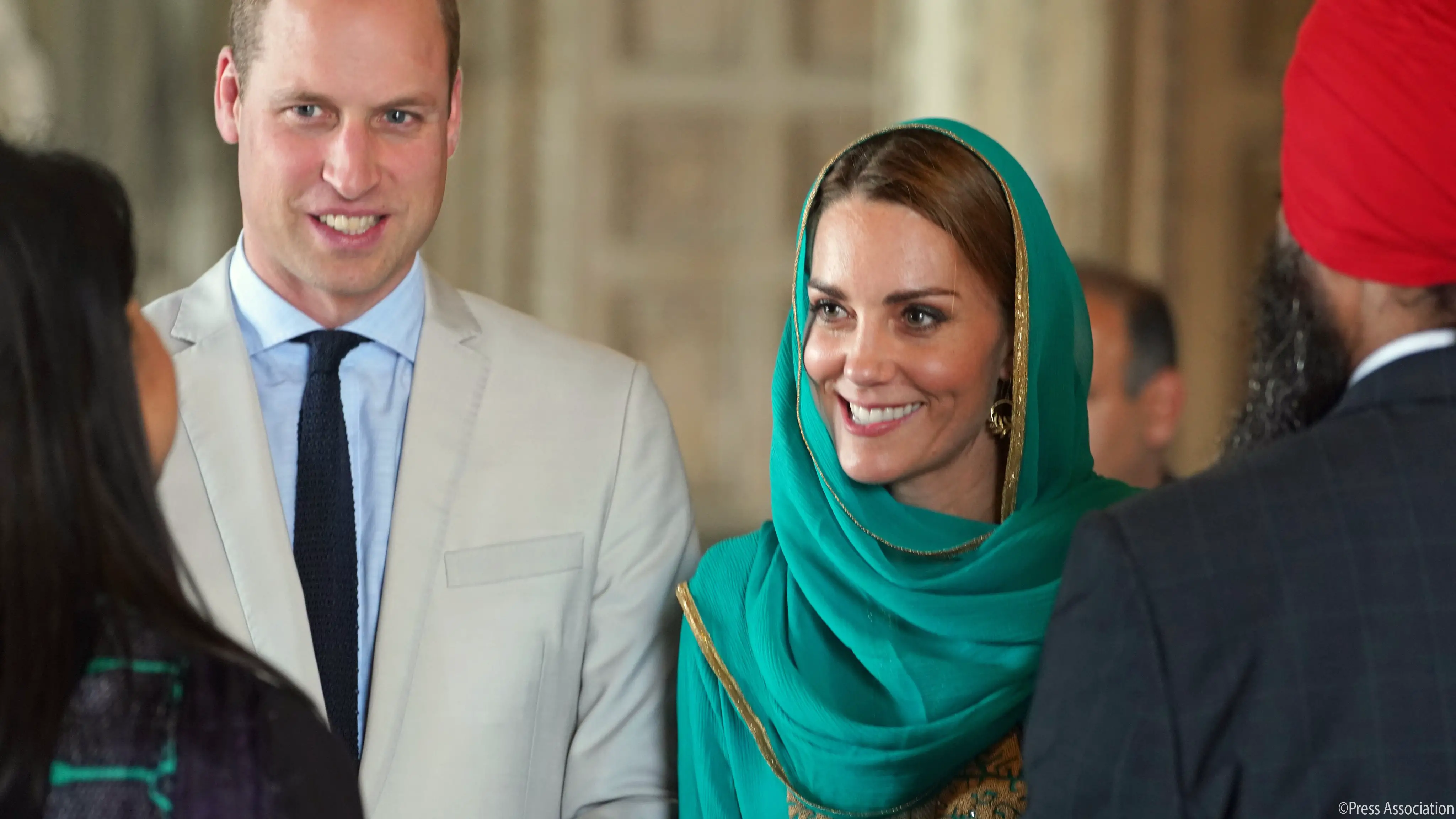 Duke and Duchess of Cambridge visited Iconic Badshahi Mosque in Lahore Pakistan
