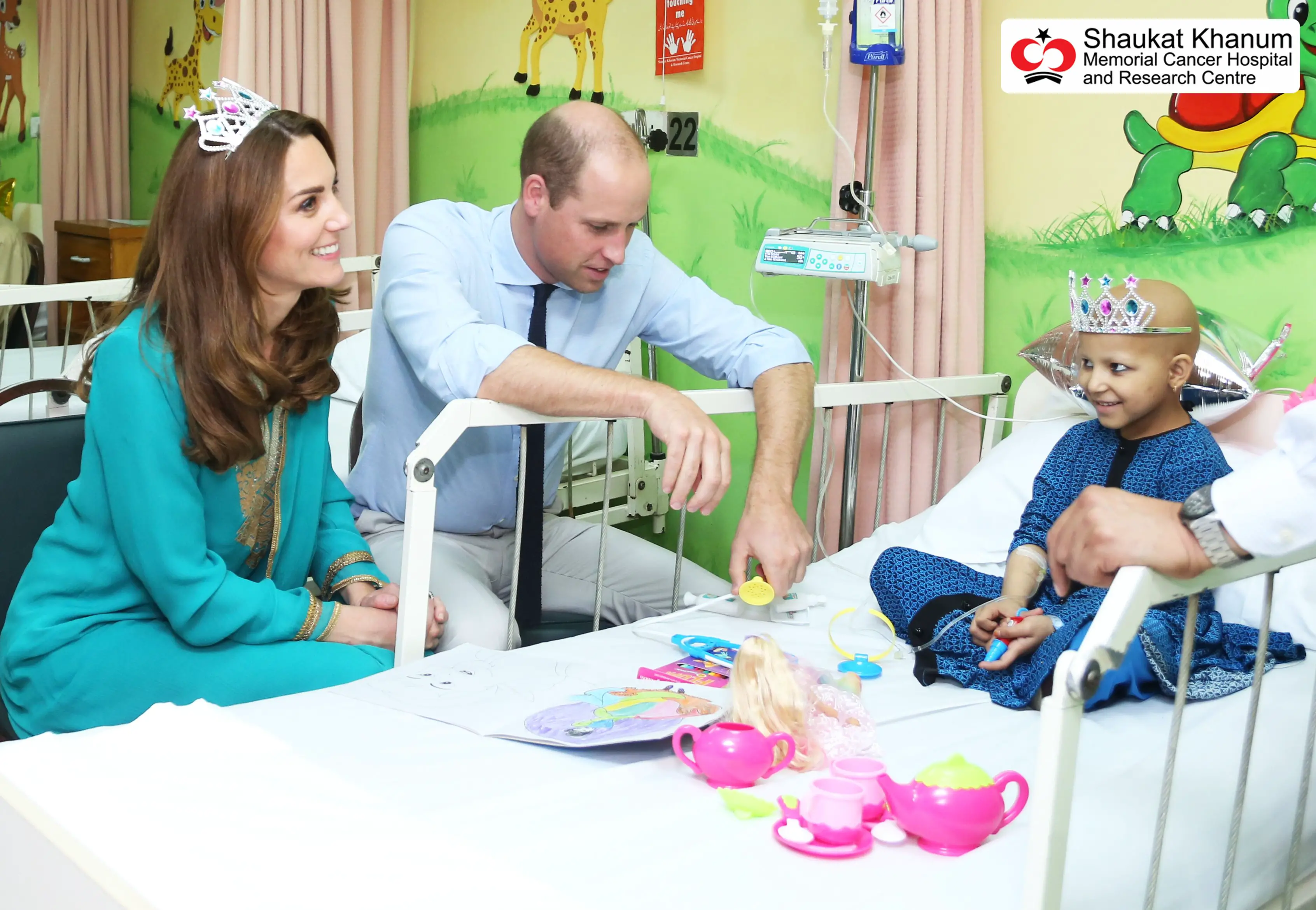 Duke and Duchess of Cambridge visited Shaukat Khanum Hospital in Lahore