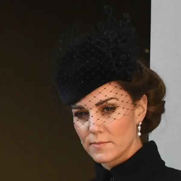 Duchess of Cambridge wore Black Philip Treacy hat at the 2019 remembrance day service