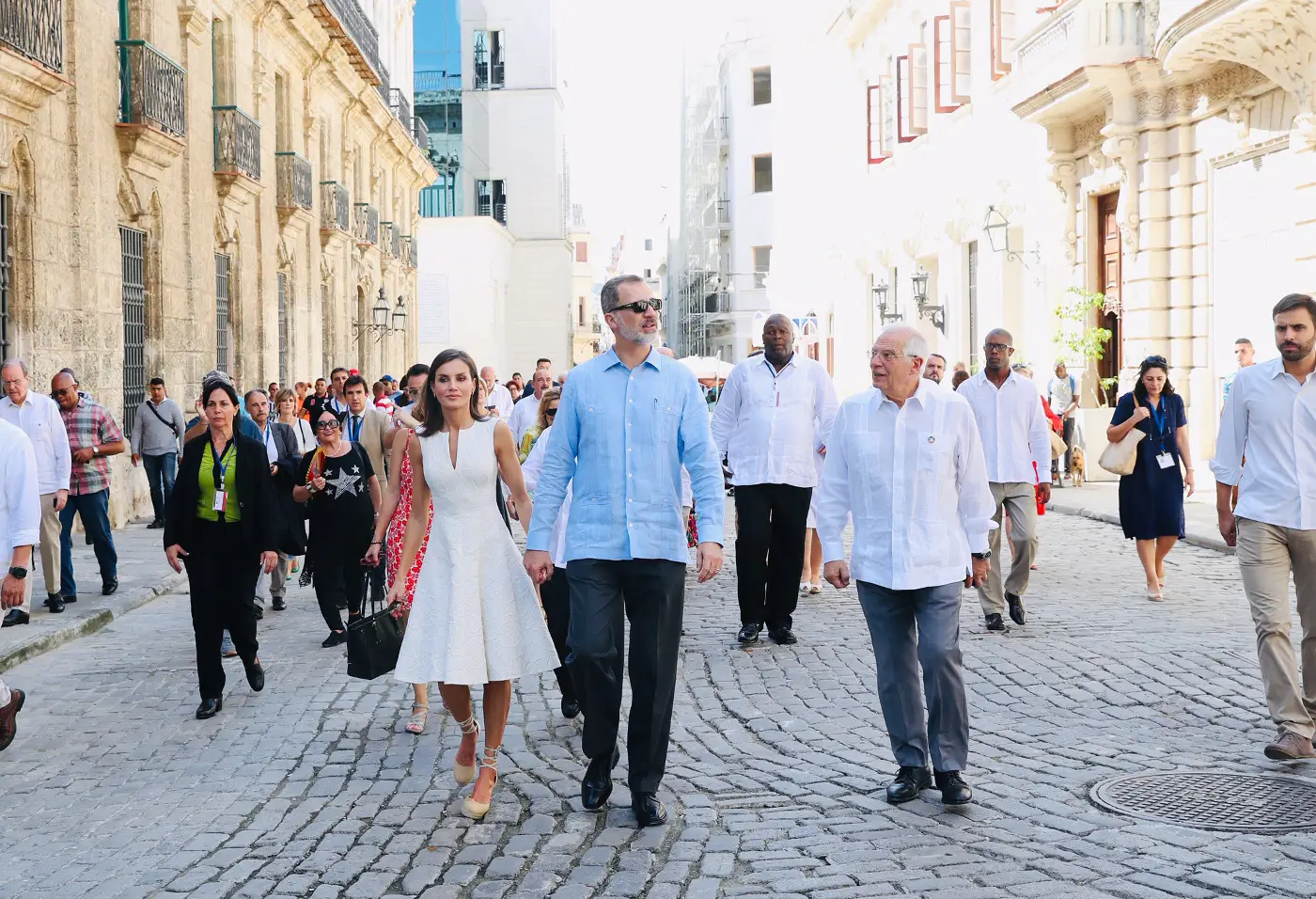 King Felipe and Queen Letizia toured the Havana City hand in hand