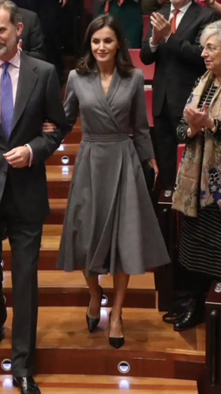 Queen Letizia of Spain wore gray coat dress 
