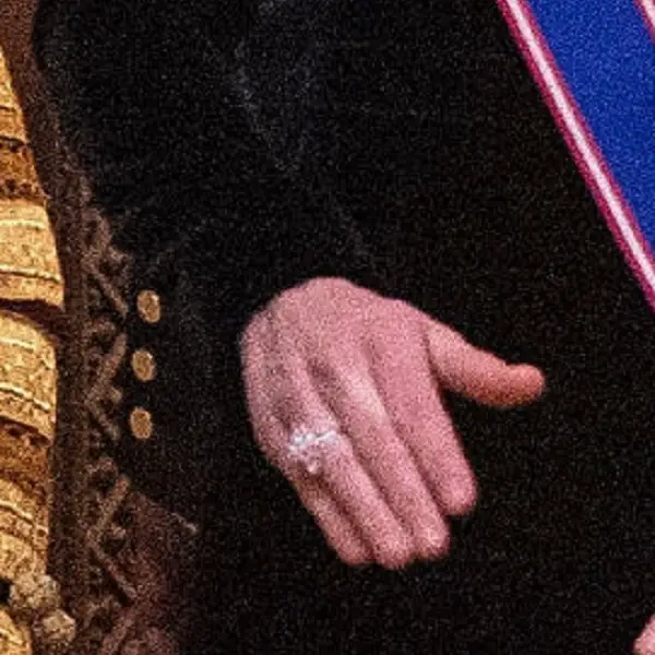 Duchess of Cambridge UFO ring