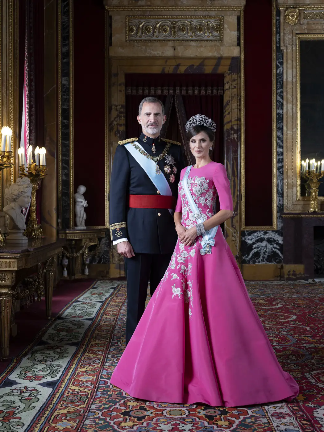 King Felipe and Queen Letizia's official portraits released by the palace