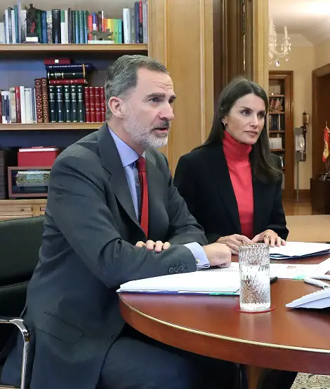 Felipe and Letizia held a video conference with the directors of Commerce of Oviedo