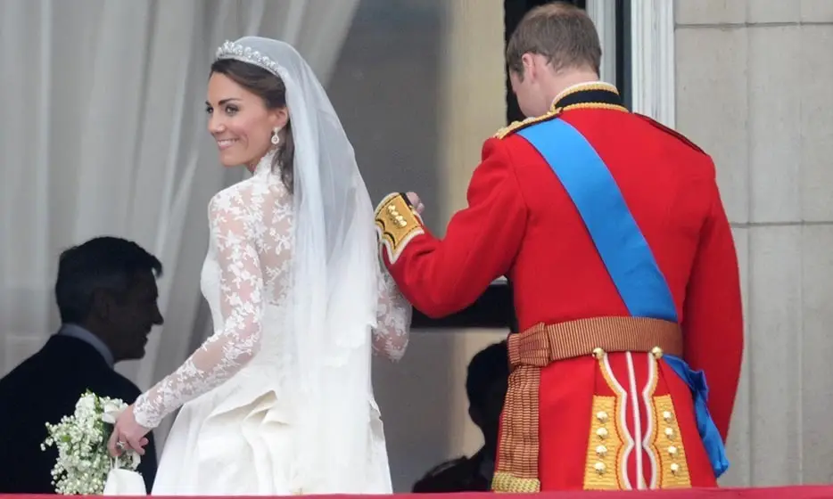 The Duke and Duchess of Cambridge in balcony after their wedding