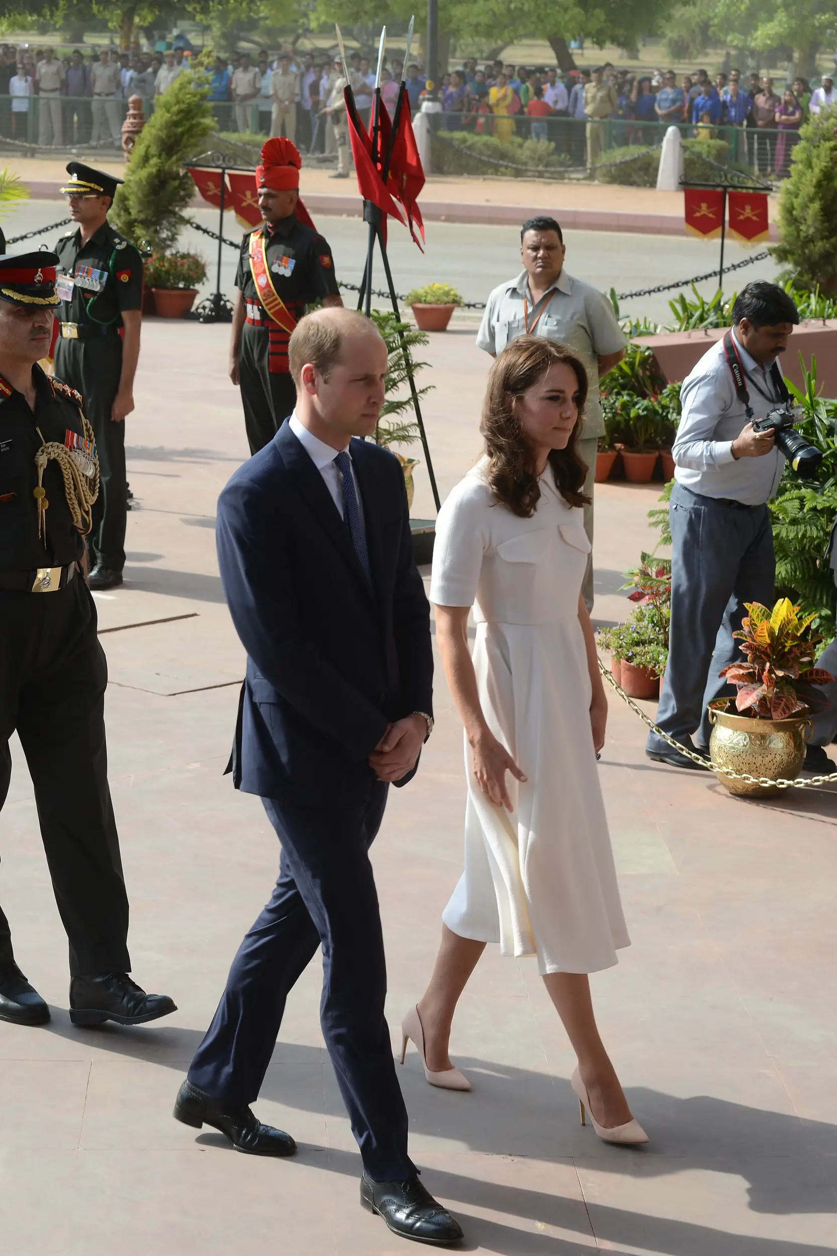 The Duke and Duchess of Cambridge paid tribute to Mahatama Gandhi
