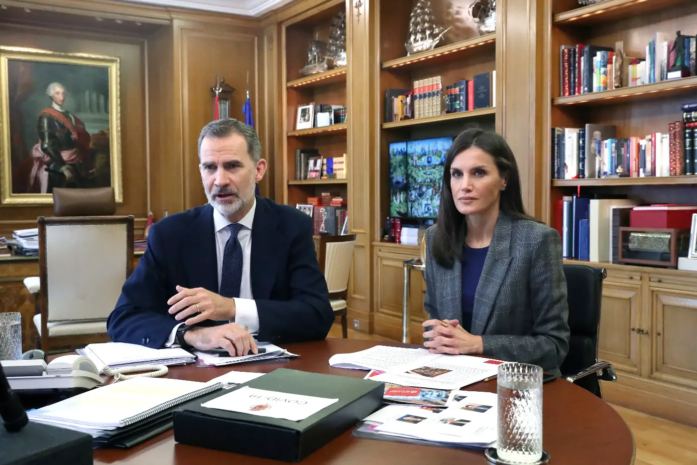 King Felipe and Queen Letizia talked to the representatives of hospitality sector