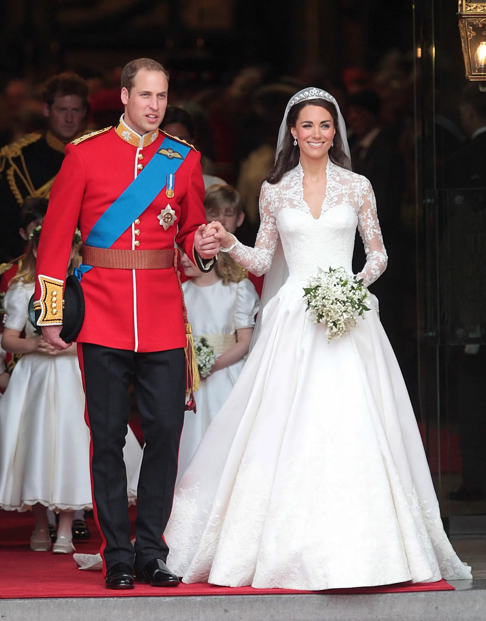 Newly Married the Duke and Duchess of Cambridge stepped out of the Westminster Abbey after their wedding