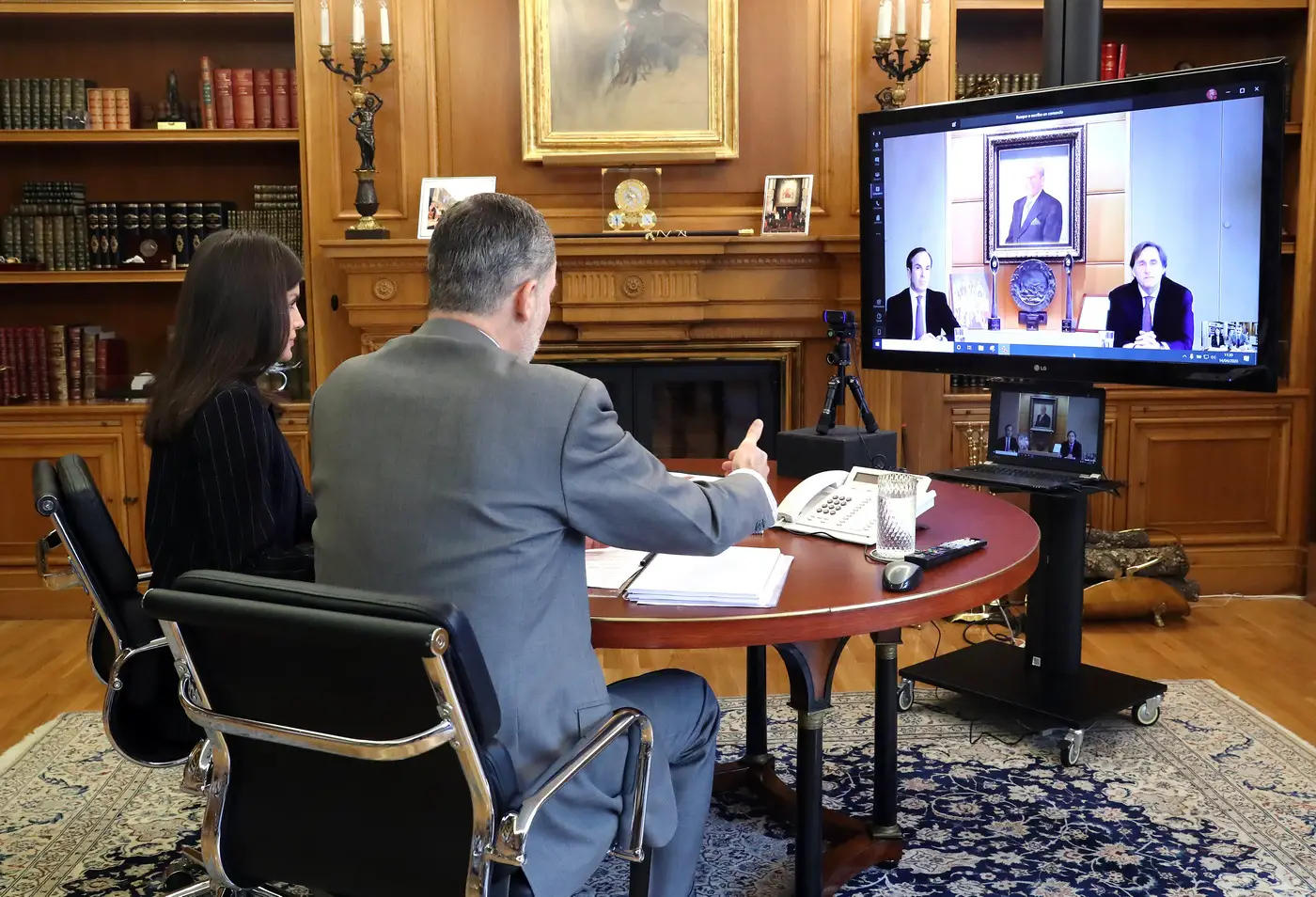 Queen Letizia and King Felipe held a videoconference with Spanish Federation of Food and Beverage Industries