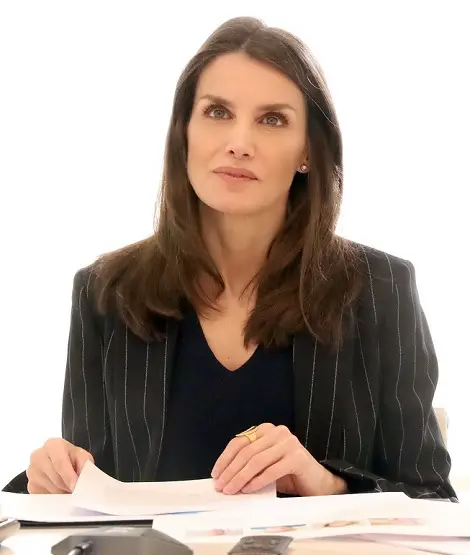 Queen Letizia working from home 2
