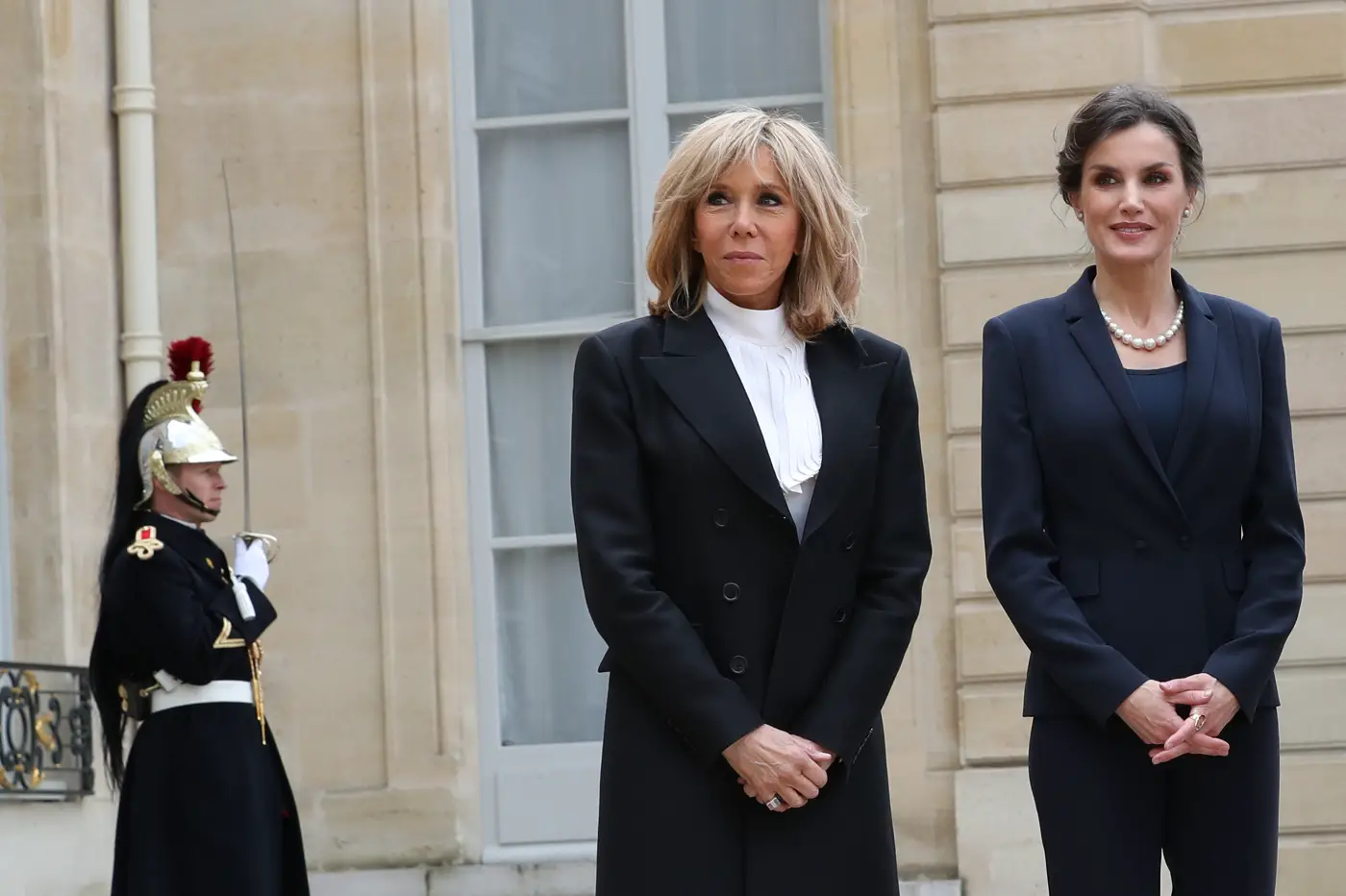 Queen Letizia called the first lady of the france