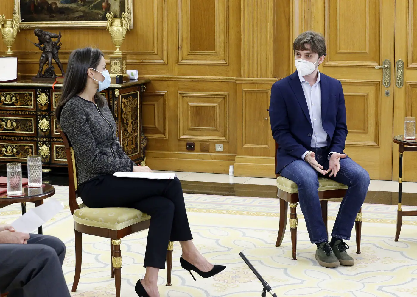 Queen Letizia joined the youngsters for a group discussion