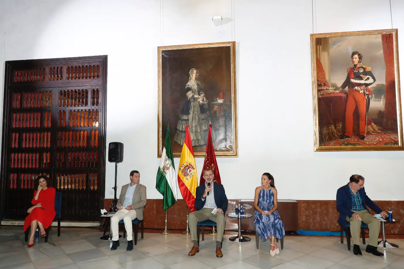 Felipe and Letizia held a meeting with representatives of the Confederation of Entrepreneurs of Andalusia
