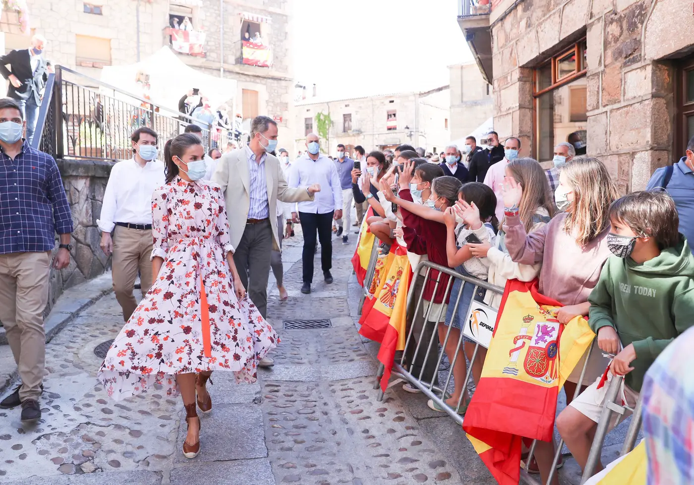 King Felipe and Queen Letizia of Spain toured the streets of the Vinuesa during a visit