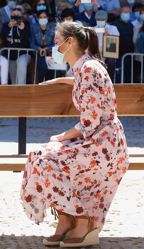 Queen Letizia wore Hugo Boss Kalocca Shirt Dress to visit Soria