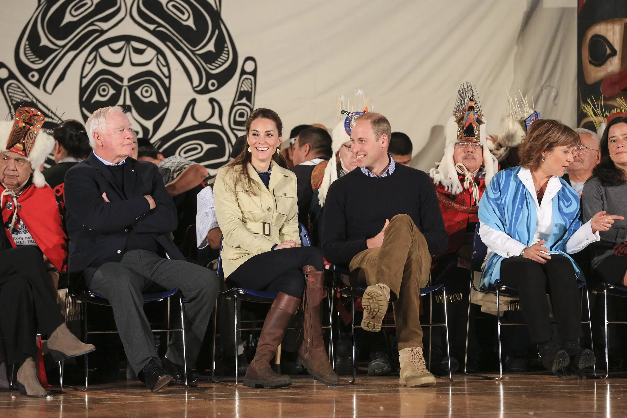 The Duke and Duchess of Cambridge enjoyed a dance performance in Bella