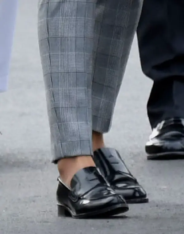 Queen Letizia wore black leather loafers