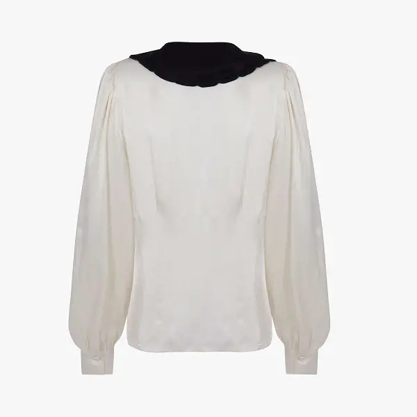 The Duchess of Cambridge wore Ghost Boo Blouse in November 2020