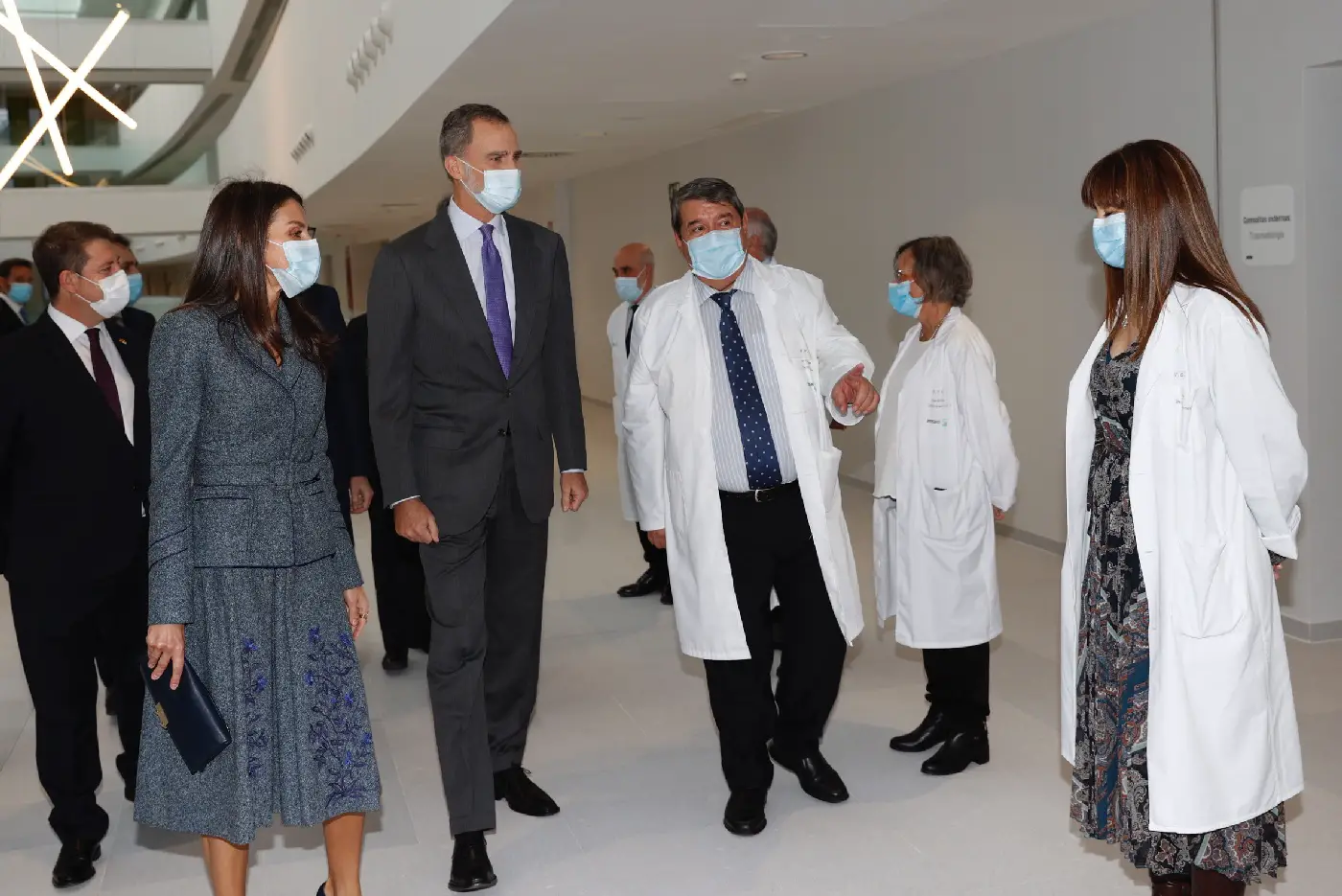 Queen Letizia of Spain chose familiar Felipe Varela for a visit to the new Toledo University Hospital