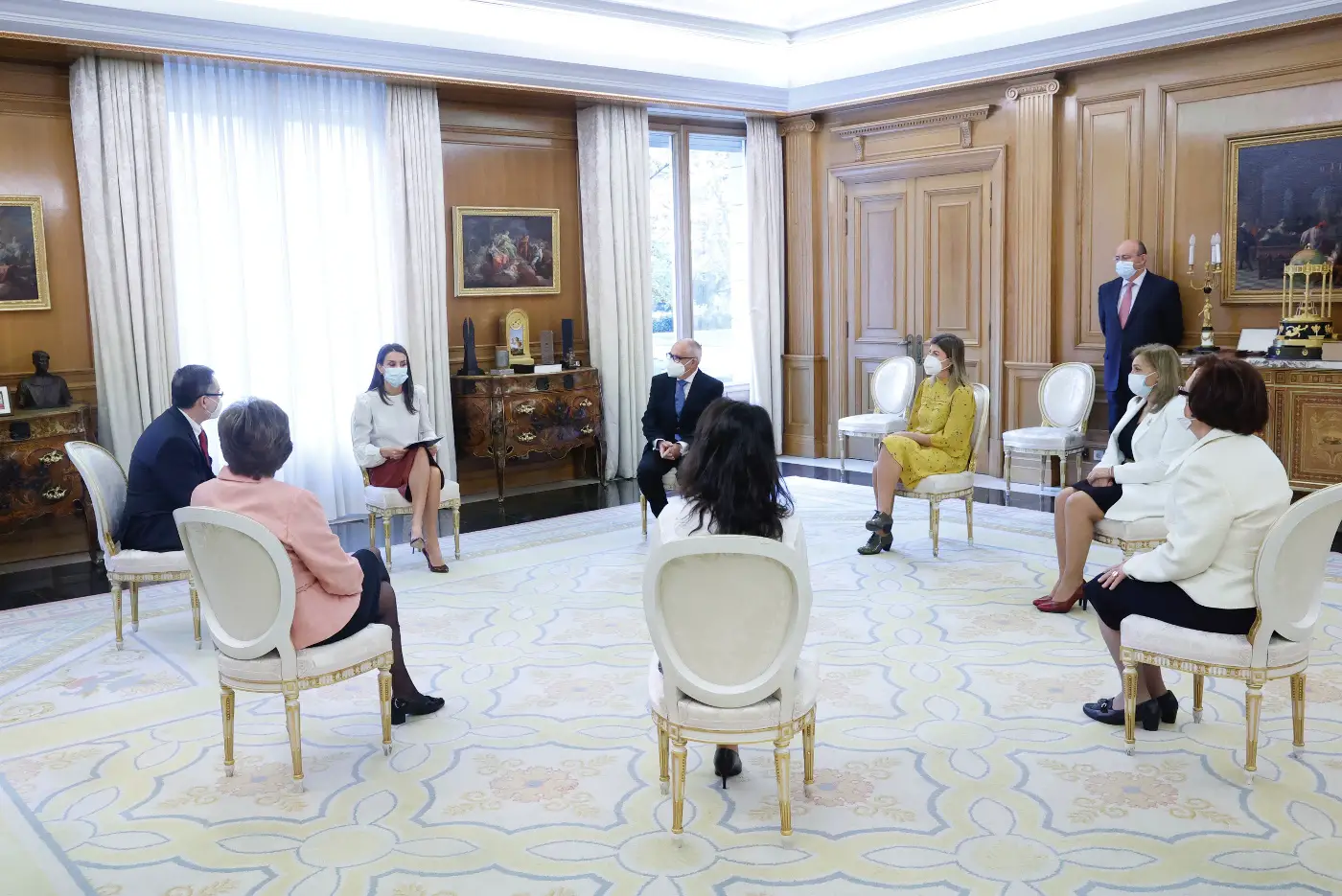 Queen Letizia of Spain received the board of directors of the International Telephone of Hope Association