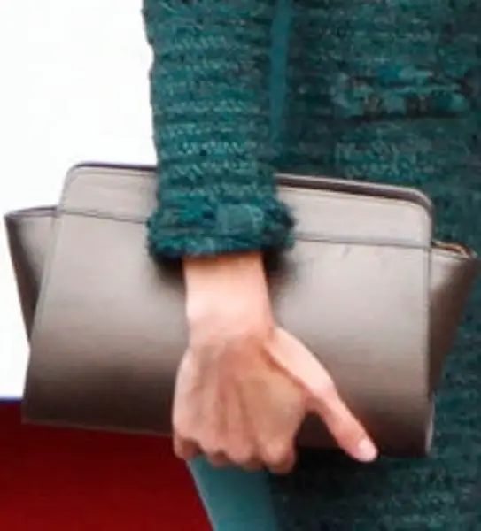 Queen Letizia carried Felipe Varela pewter leather 'Sobre-Trapecio' clutch